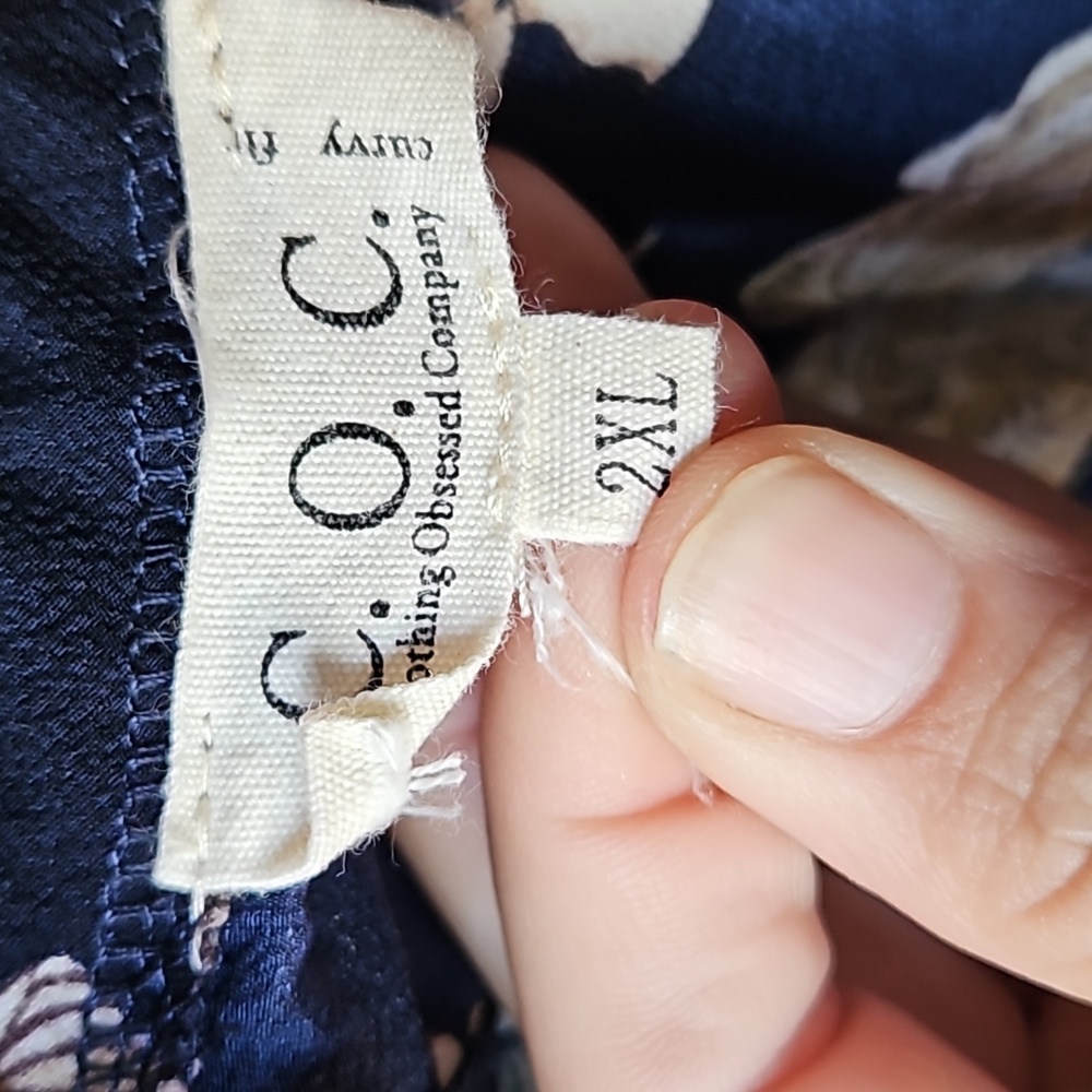 C.O.C.🖤 top (#41) - Picture 3 of 5